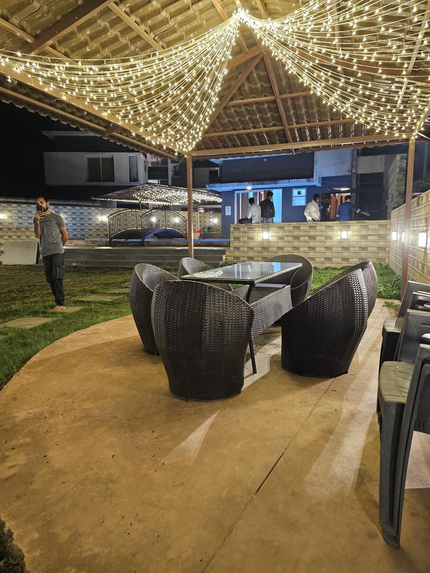 Casa Lola Villa Lonavala Bagian luar foto